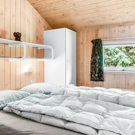 Hans - 1-2km From The Sea By Interhome